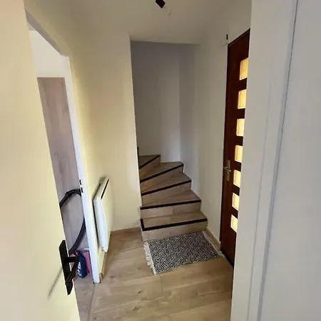 Apartment Maison Mitoyenne 60m2 En Campagne Montailleur